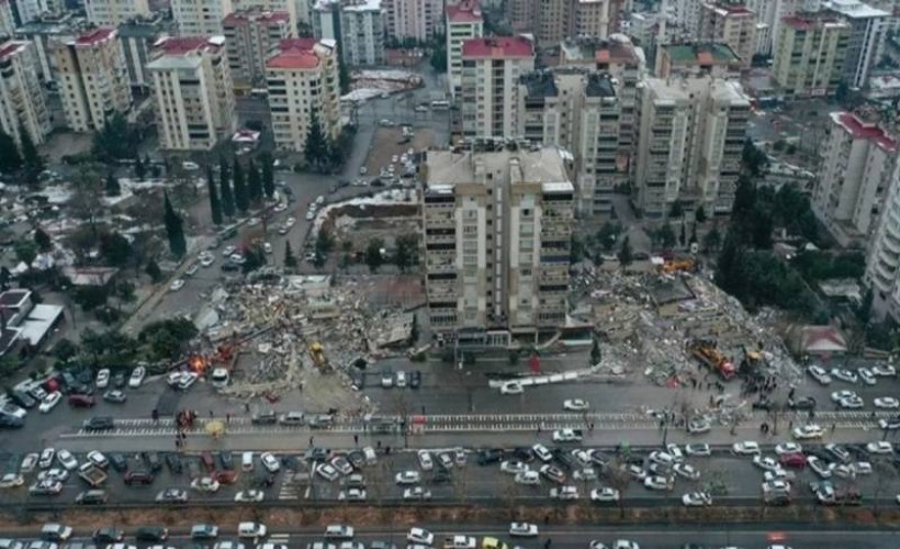 115 kişi hayatını kaybetmişti; müteahhit, depremzedeleri suçladı!
