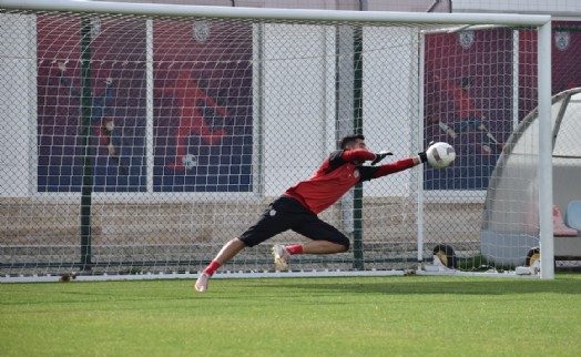 Altınordu'nun genç kalecisi Mert Furkan Süper Lig'e transfer oldu