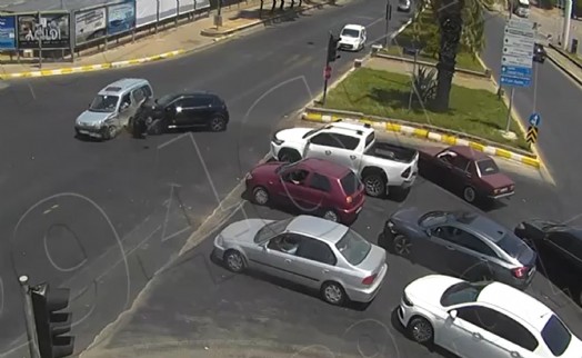 Aydın'da 4 kişinin yaralandığı kaza kamerada