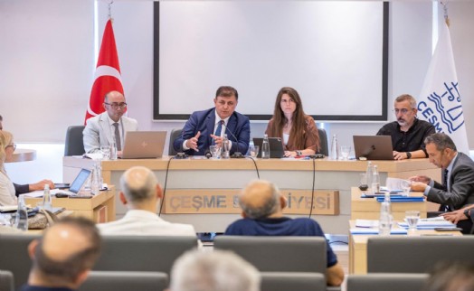 Başkan Tugay'dan Çeşme'de ranta karşı kararlılık mesajı