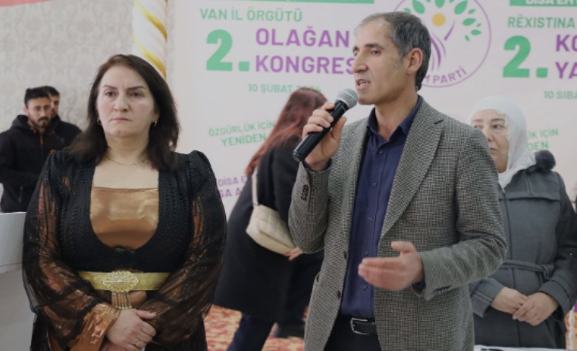 DEM Parti Van il eş başkanları gözaltına alındı