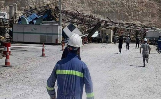 Gabar'da sondaj kulesi devrildi: 1 ölü, 2 yaralı