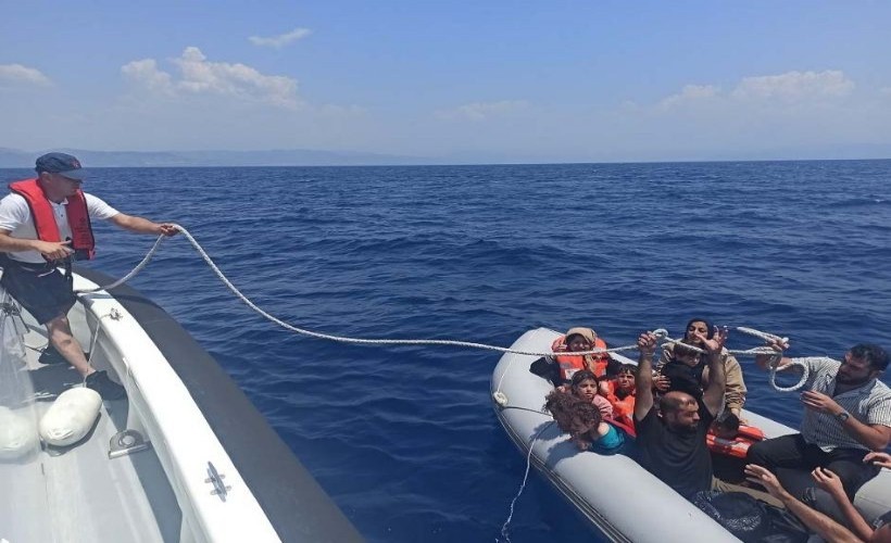 İzmir'de 88 göçmen kurtarıldı, 15 göçmen kurtarıldı