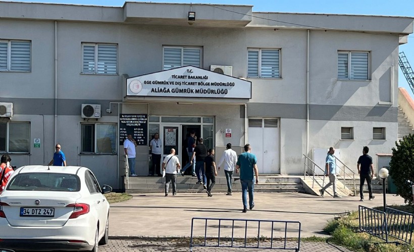 İzmir'de gümrükte rüşvet operasyonu; Mal varlıklarına el konuldu