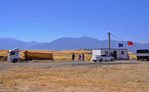 İzmir'de moloz ve hafriyat atıkları ekonomiye kazandırılıyor