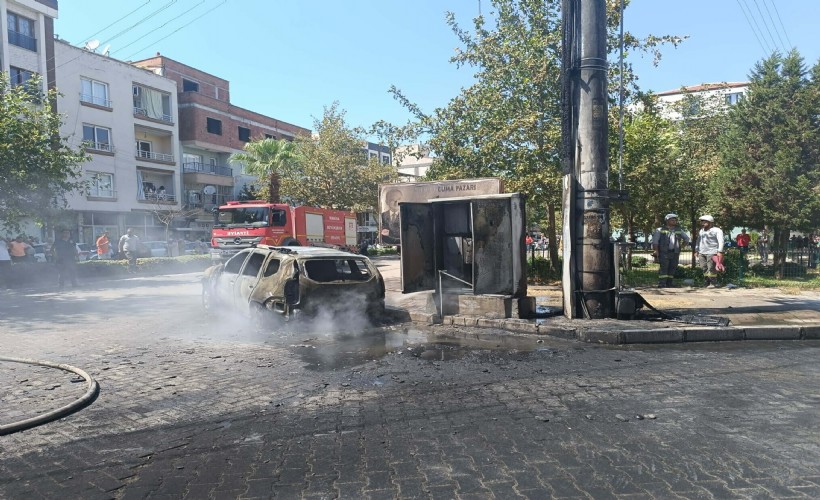 Manisa'da trafoda yangın çıktı; 4 araç hasar gördü, 1 kişi yaralandı