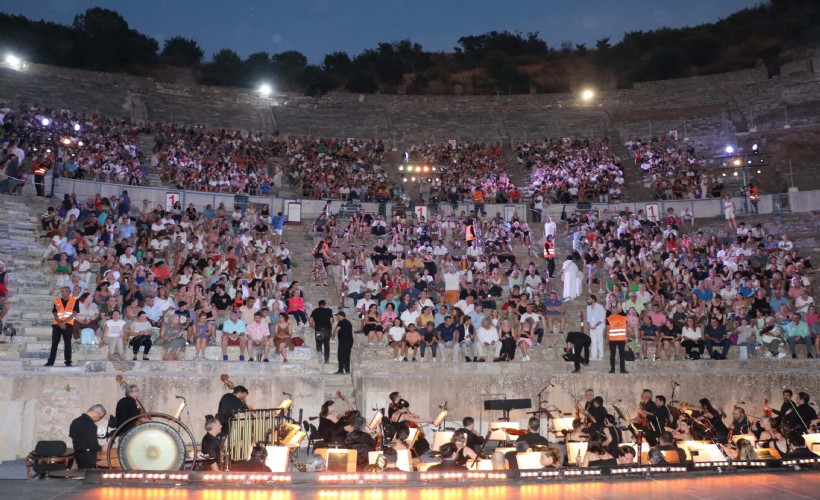 Uluslararası Efes Opera ve Bale Festivali'nde rekor seyirci