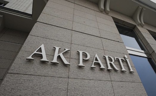 AK Parti'nin ilk ‘transferi' belli oldu: 'Yuvama dönüyorum..'