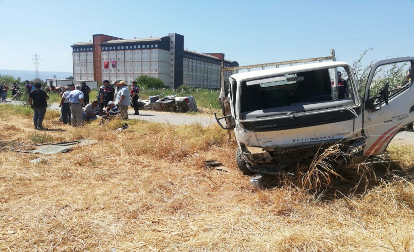 Aydın'da düğün dönüşü kaza: 1 ölü, 6 yaralı