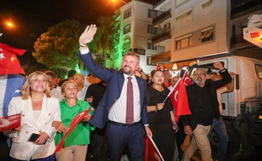 Büyük Zafer'in 102. yılında Buca'da görkemli kutlama