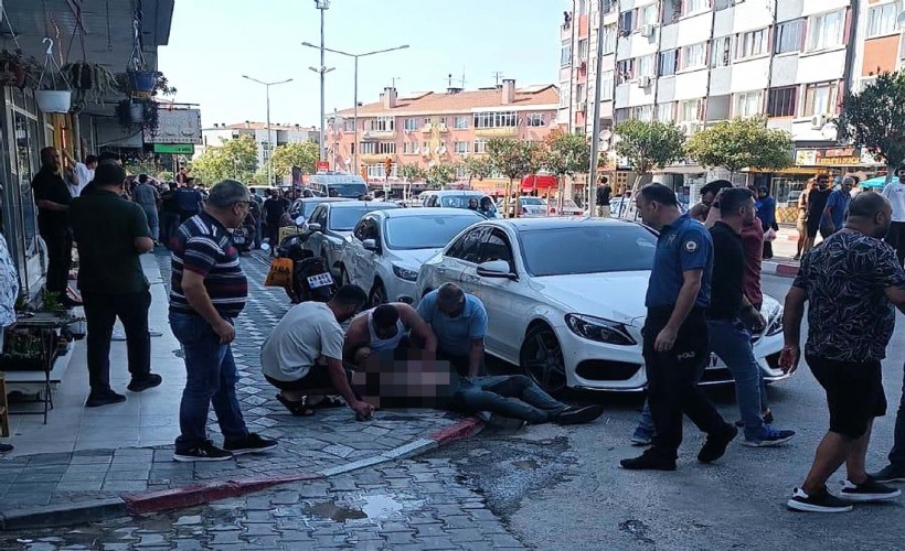 İş yerinin önünde silahlı saldırıya uğrayan çiçekçi öldü