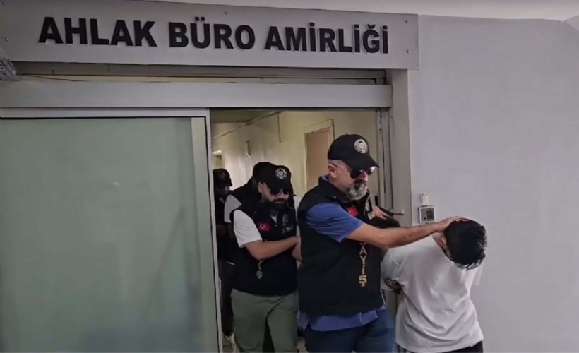 İzmir'de fuhuş çetesine baskın: Kadınları fuhuşa zorlayan 10 kişi tutuklandı