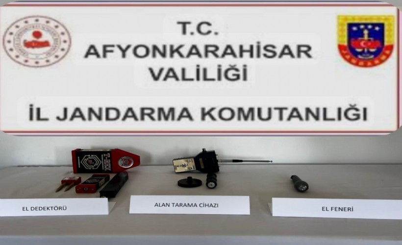 Jandarmadan define avcılarına operasyon