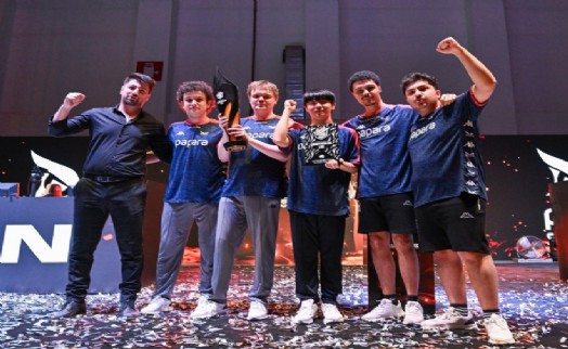 LoL Yaz Mevsimi Finali'nde şampiyon 'Papara Super Massive'