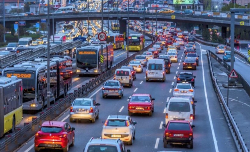 Motorlu taşıtlar yönetmeliğinde beklenmedik hamle! Yetki artık kimde?