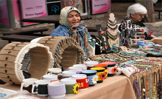 Bornova'da Hobi ve Beceri Edindirme Kursları başlıyor