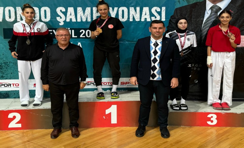 İzmirli sporcular madalyalarla döndü