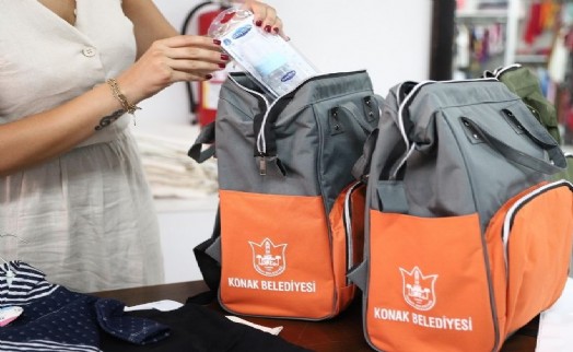 Konak'ta anneler de bebekler de mutlu