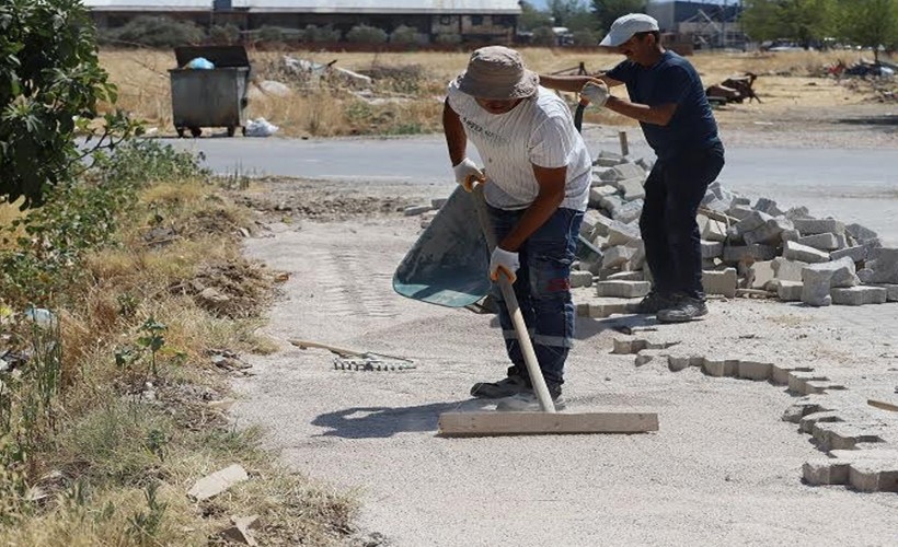 Menderes'te yol seferberliği