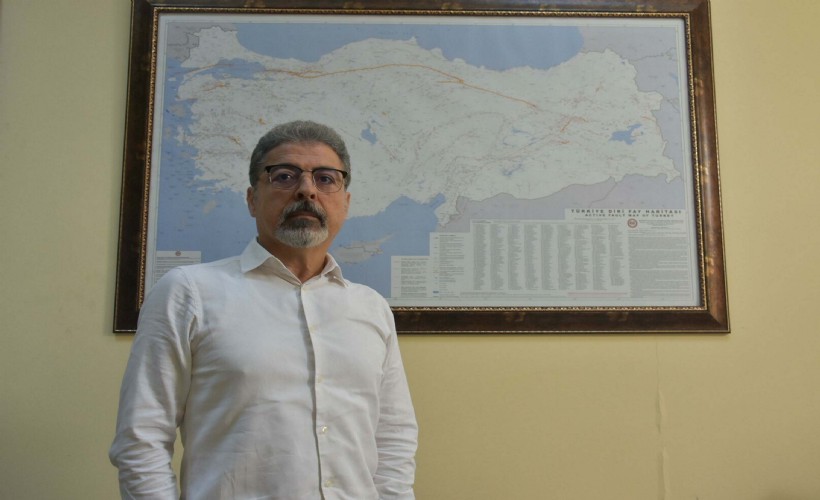 Prof. Dr. Sözbilir: İzmir'deki 2 antik kent en az 3 kez depremlerle yıkılmış