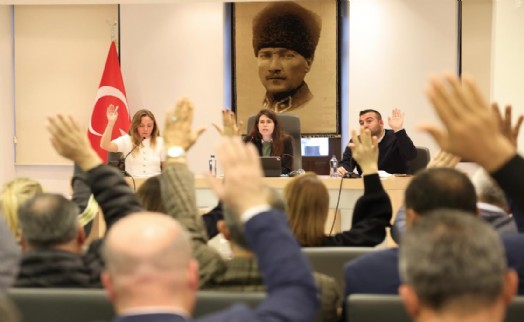 Başkan Denizli: 'Ortak akılla Çeşme'ye dair fikirleri ortaya koymak için çalışıyoruz'