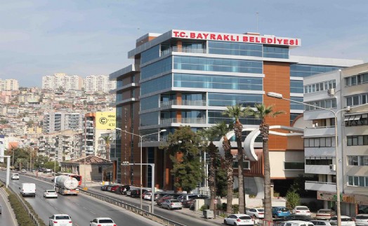 Bayraklı'da ödeme aksaklıkları için yeni hamle: Başkan Önal kredi yetkisi isteyecek!