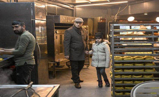 Bornova'da fırın denetimleri sürüyor