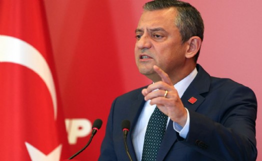 DEM heyeti ile Bahçeli görüşmesine Özel'den ilk yorum