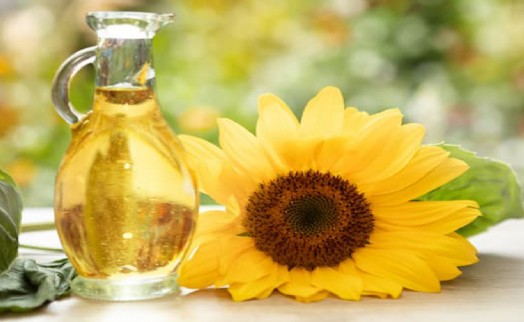 İzmir'de bir firmanın ürettiği sıvı yağda 'boya' tespiti!