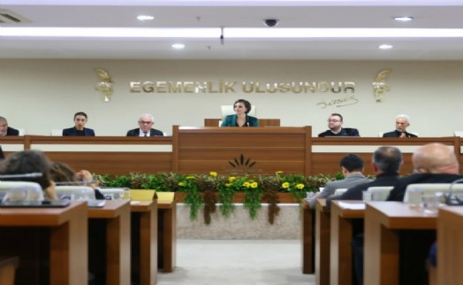 Karabağlar'da işçilere teklif edilen ücrete tepki: O gün neden 45 araç aldınız?