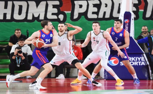 Karşıyaka üst üste 5'inci mağlubiyetini aldı