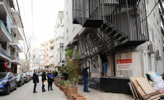 Karşıyaka'da 8 konaklama tesisine ruhsat iptali