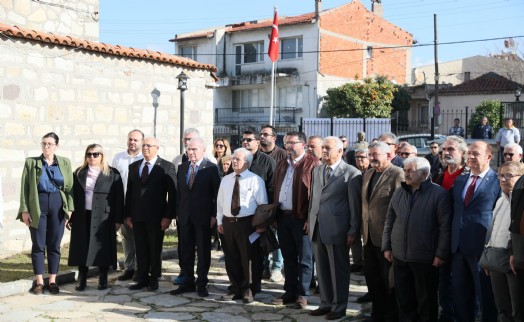 Necati Cumalı Urla'da anıldı