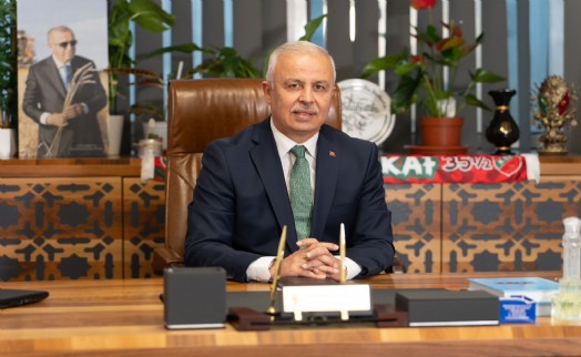 AK Partili Köse'den ‘Bostanlı Pazaryeri' çıkışı: Ortada 1 milyar liralık rant var!