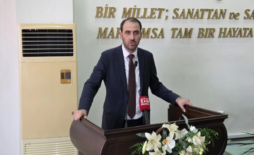 AK Partili Yaşadı Büyükşehir'e yüklendi: 'Gençlik Merkezi'ni bir buçuk yılda bitiremeyenler...'