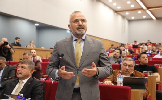 AK Partili Yıldız'dan Tugay'a otopark çıkışı: 'Zihni Sinir belediyeciliği'
