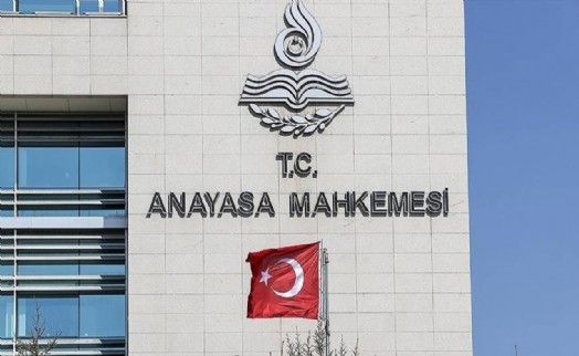 AYM; Basın İlan Kurumu'nun ilan kesme cezası verme yetkisini iptal etti!