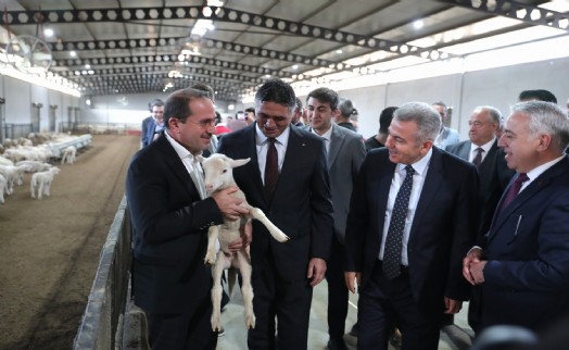 Aliağa Belediyesi kırsal kalkınmada örnek olmaya devam ediyor