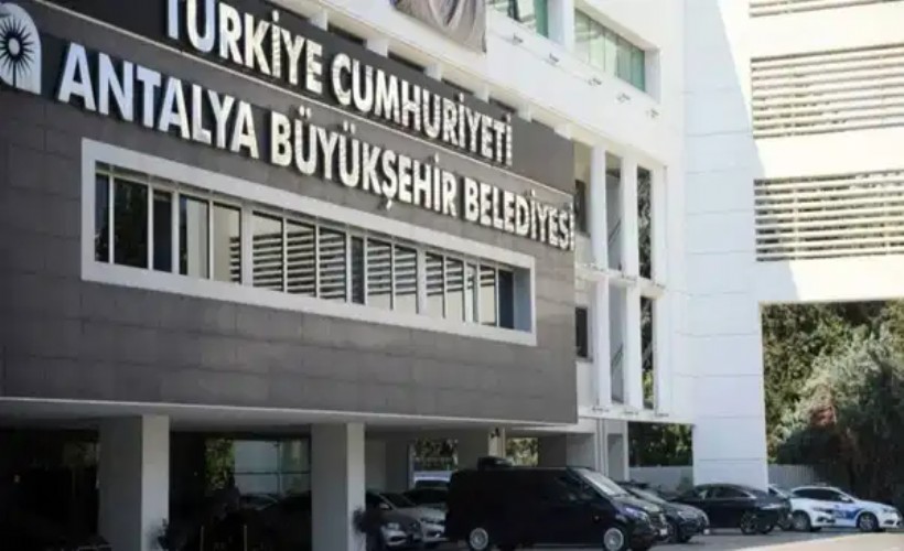 Antalya Büyükşehir Belediyesi’ne yeni dalga operasyon: 6 gözaltı!