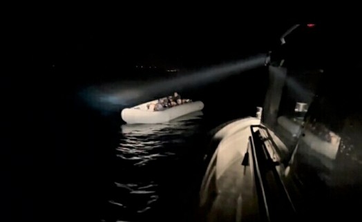 Bodrum'da 21 kaçak göçmen kurtarıldı, 33 kaçak göçmen yakalandı