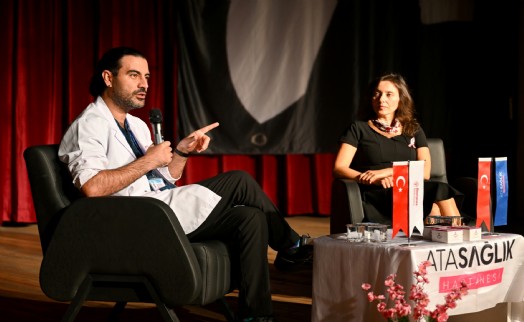 Bornova Belediyesi'nden meme kanseri farkındalık paneli