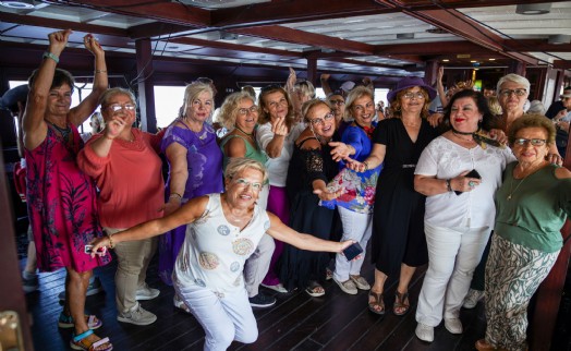 Büyükşehir'den 'çınar'lara unutulmaz bir gün!