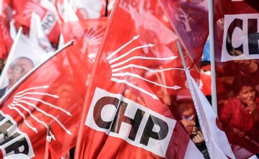 CHP İzmir’de kongre krizi: Aslanoğlu'nun imza talebi örgütü karıştırdı!
