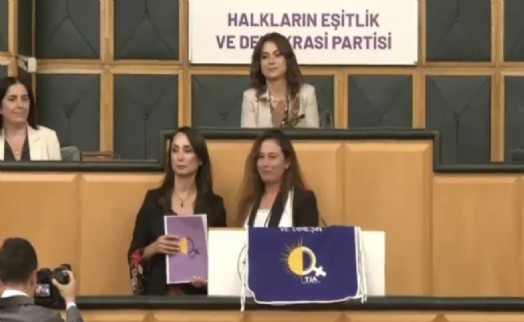 Cezaevinde 5 yıl yatan PKK'lı terörist Meclis kürsüsüne çıkartıldı