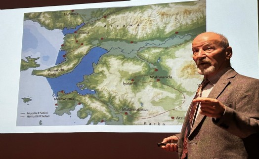 Dr. Mustafa Büyükkolancı'dan 50 yıllık arkeoloji yolculuğu