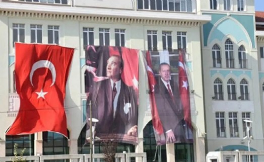 Erdoğan posteri' talimatına tepki: 'Atatürk, hiçbir makamla kıyaslanamaz'