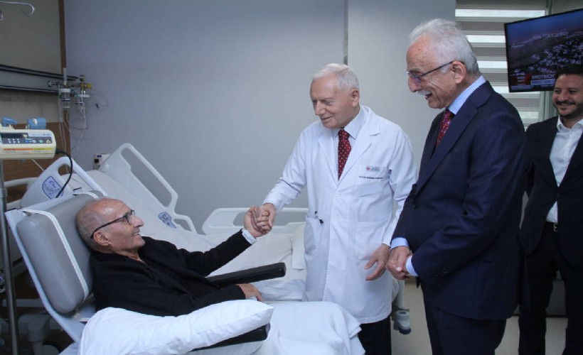 Eski CHP Genel Başkanı Hikmet Çetin taburcu edildi