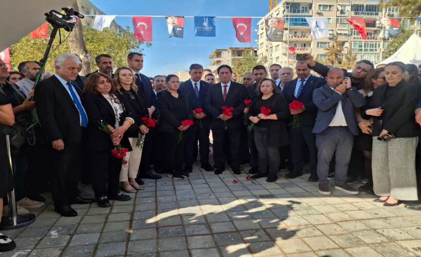 İzmir 30 Ekim Depremi'ni unutmadı: Hayatını kaybedenler anıldı