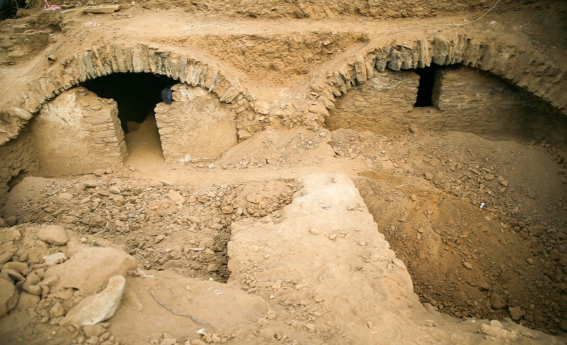 İzmir'de 'antik maden galerisi' bulundu