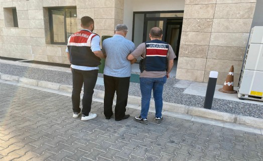 İzmir'de DEAŞ operasyonu; 4 gözaltı